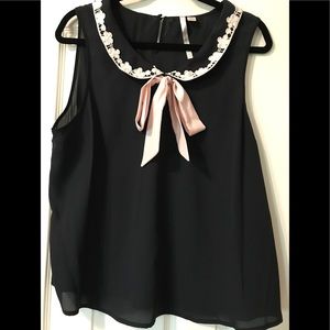 LC Lauren Conrad Black lined sleeveless top XL